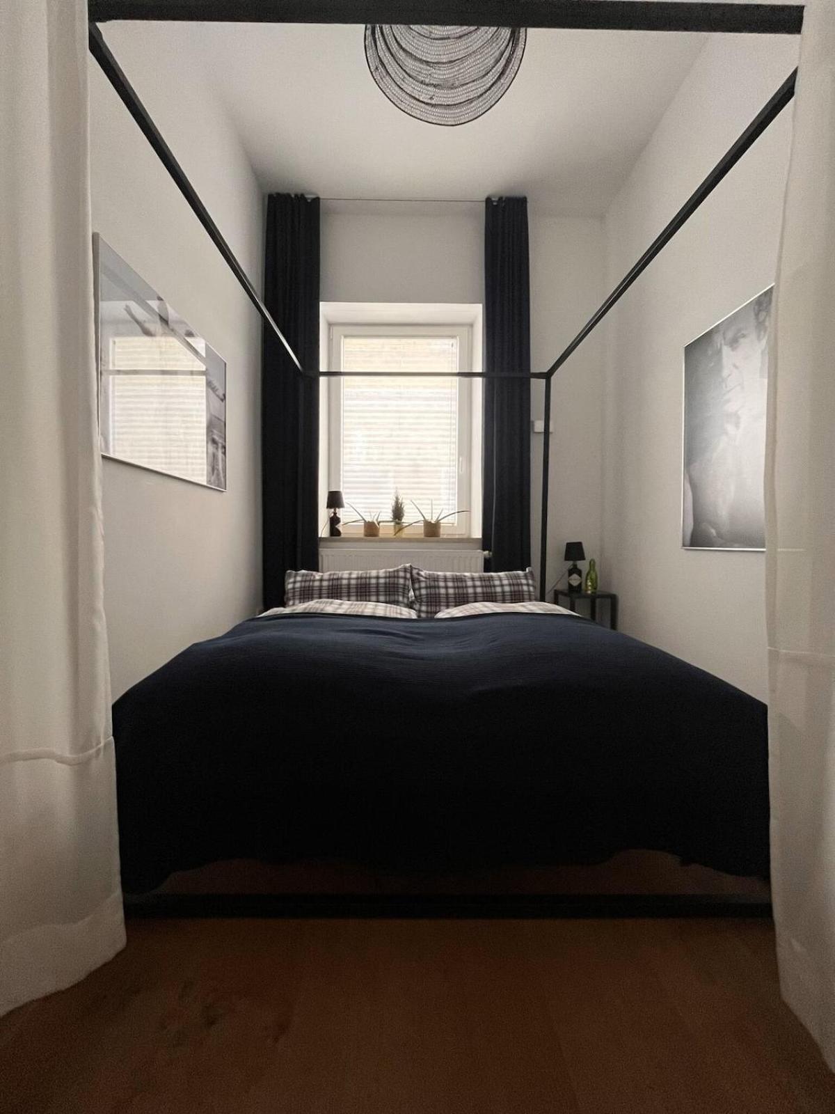 Bh 28